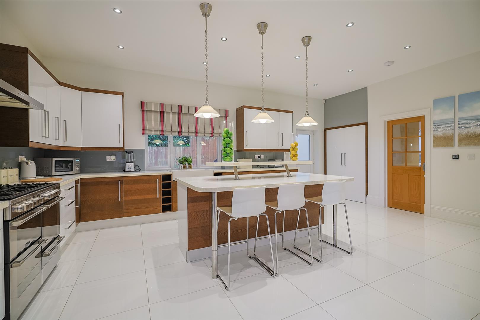 Uplands, Gowerton, Swansea, SA4 3ET